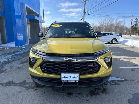 Used 2025 Chevrolet TrailBlazer RS w/ Driver Confidence Package image 24