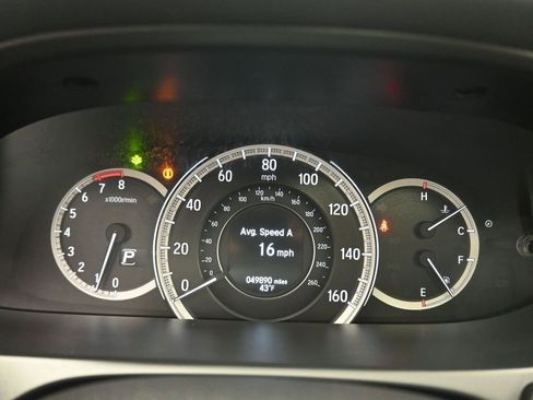 Used 2017 Honda Accord Touring image 15