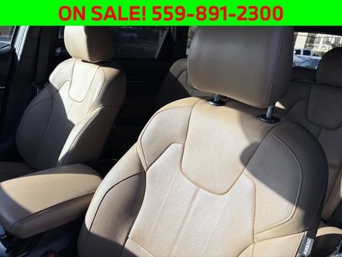 Used 2020 Kia Telluride SX FWD image 12