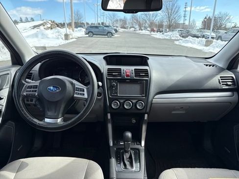 Used 2015 Subaru Forester 2.5i Touring w/ Eyesight & Navigation System image 14