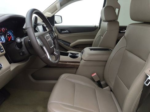 Used 2017 GMC Yukon SLT AWD/4WD image 17