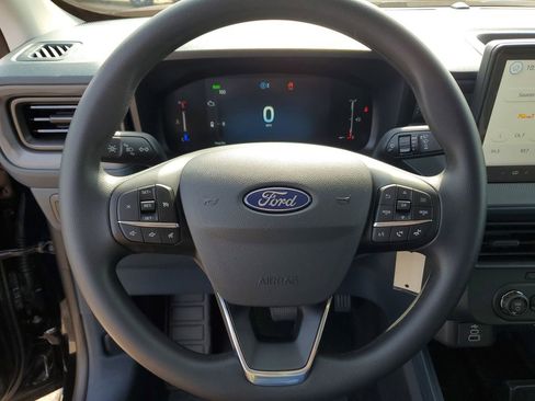 New 2025 Ford Maverick XL image 16