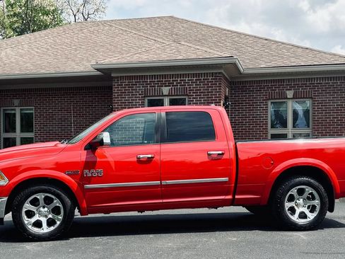 Used 2014 RAM 1500 Laramie w/ Trailer Tow Group AWD/4WD image 7
