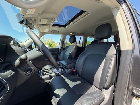 Used 2023 INFINITI QX80 Luxe w/ Cargo Package AWD/4WD image 19