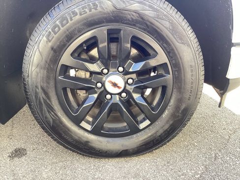 Used 2021 Chevrolet Silverado 1500 RST AWD/4WD image 20