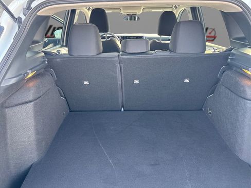 Used 2025 Nissan Kicks SV image 11