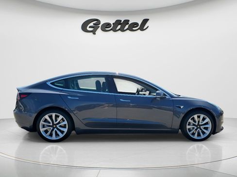 Used 2020 Tesla Model 3 Standard Range Plus RWD image 4