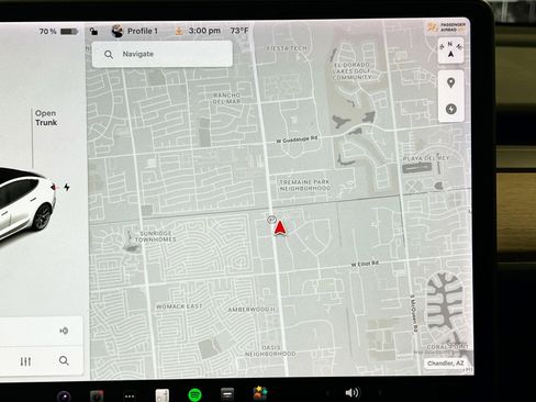 Used 2021 Tesla Model 3 Standard Range Plus image 9