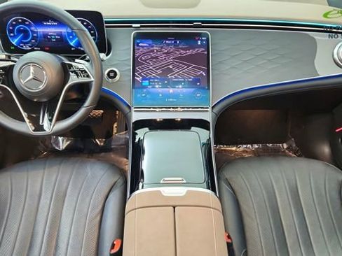 Used 2023 Mercedes-Benz EQS 450+ Sedan image 19