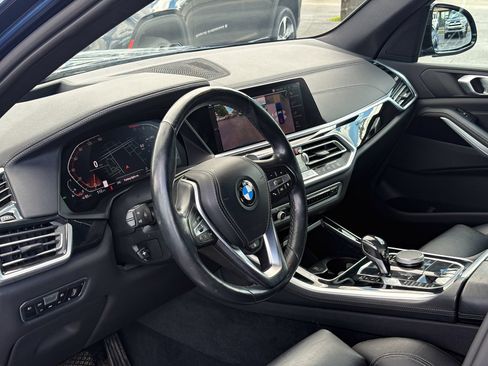 Used 2020 BMW X5 xDrive40i w/ Premium Package AWD/4WD image 2