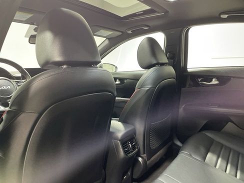 Certified 2023 Kia Forte GT w/ GT2 Package image 17