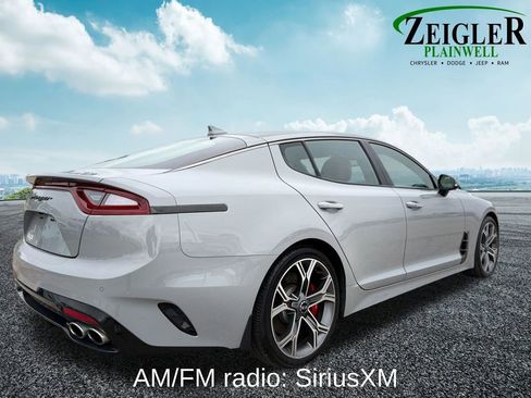 Used 2019 Kia Stinger GT2 AWD/4WD image 6
