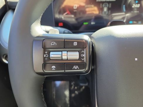 New 2026 Hyundai Ioniq 9 SEL image 5