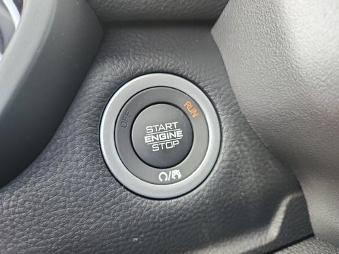 New 2026 RAM 1500 Laramie AWD/4WD image 17