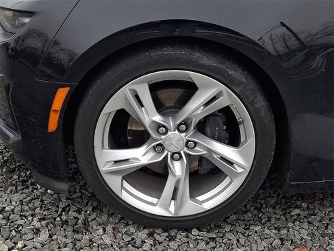 Used 2021 Chevrolet Camaro LT image 8