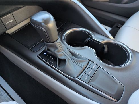 Certified 2024 Toyota Camry SE FWD image 24