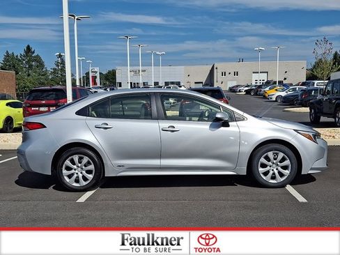 Certified 2024 Toyota Corolla LE AWD/4WD image 7