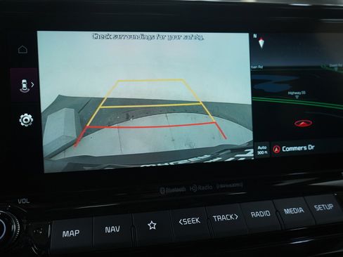 Used 2022 Kia Seltos EX image 28