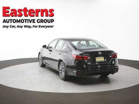 Used 2024 Nissan Altima 2.5 SV w/ SV Premium Package FWD image 66
