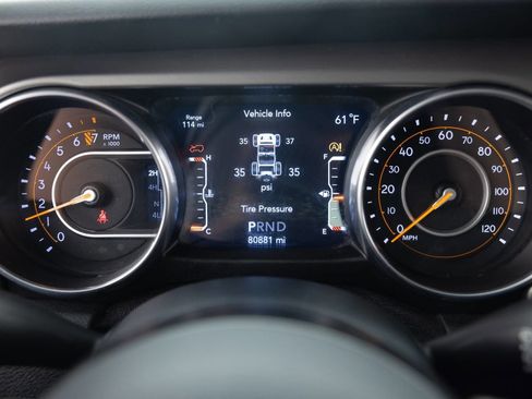 Used 2018 Jeep Wrangler Unlimited Sport S image 31