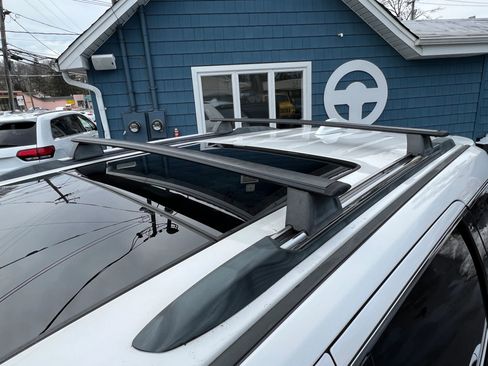 Used 2018 Jeep Grand Cherokee Overland image 38