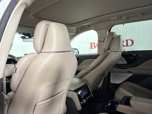 Used 2021 Lincoln Aviator Reserve w/ Equipment Group 210A AWD/4WD image 14