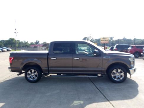 Used 2015 Ford F150 XLT w/ Equipment Group 301A Mid RWD image 5