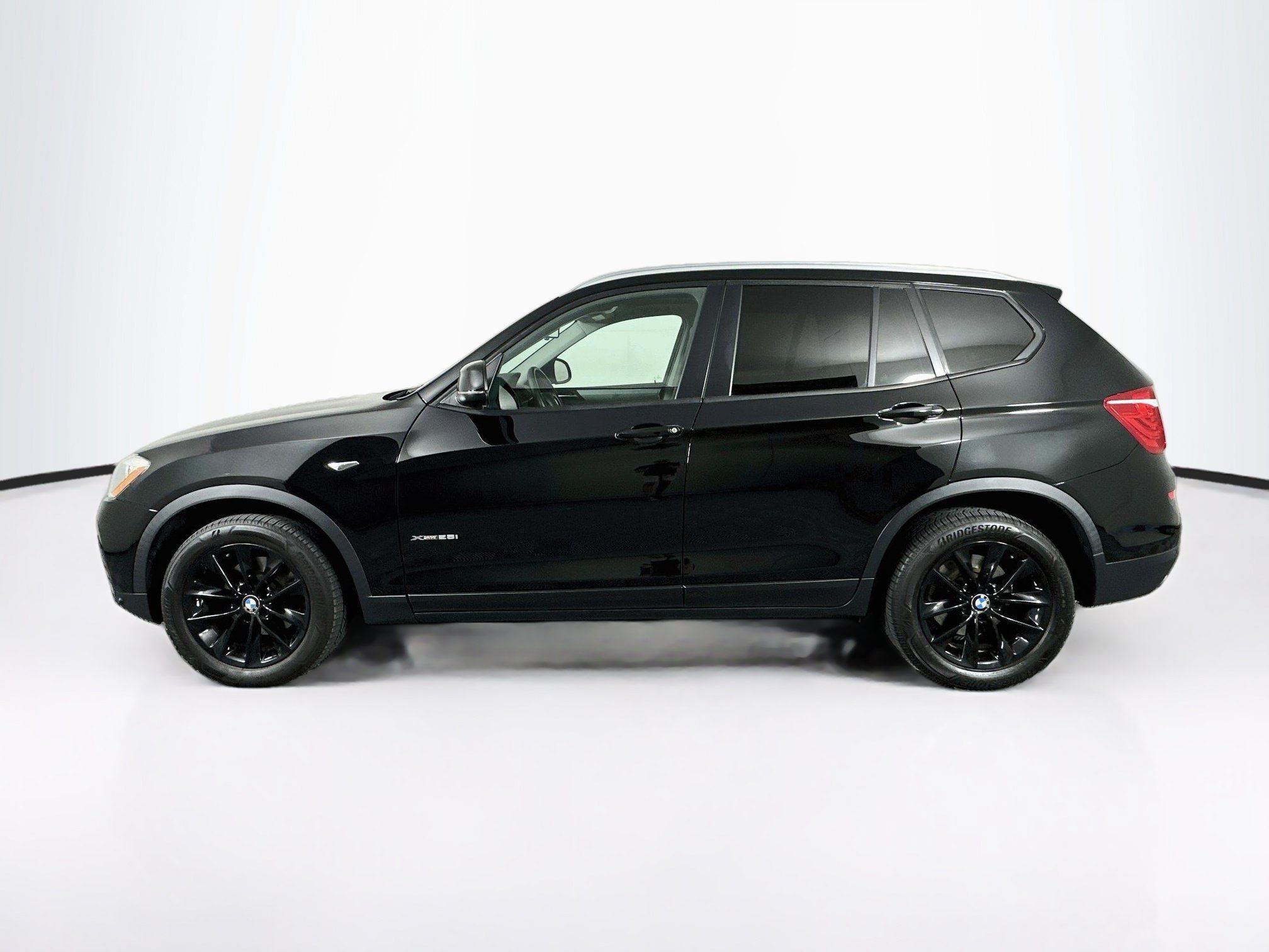 Used 2017 BMW X3 xDrive28i AWD/4WD image 4