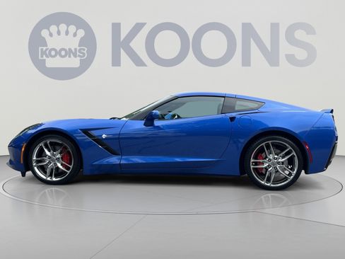 Used 2019 Chevrolet Corvette Stingray Coupe w/ Z51 1LT RWD image 41