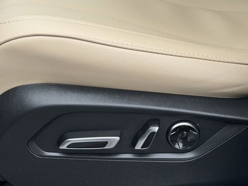 Used 2026 Acura MDX SH-AWD image 13