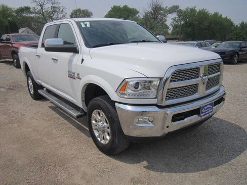 Used 2017 RAM 2500 Laramie w/ Convenience Group image 2