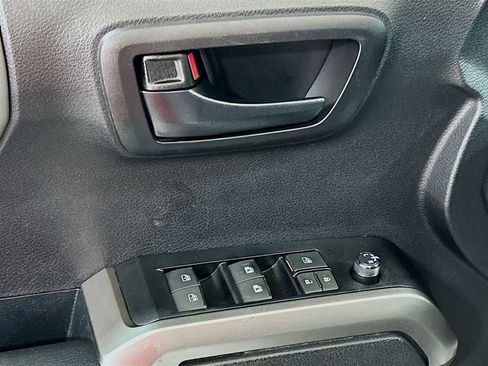 Used 2023 Toyota Tacoma SR5 RWD image 15