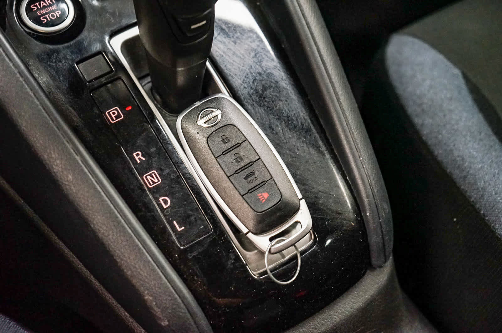 Used 2025 Nissan Versa SV w/ Trunk Package FWD image 23