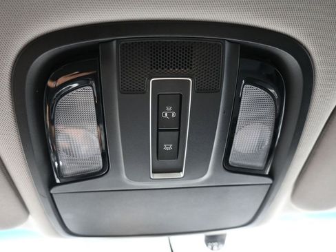 Used 2019 Kia Sorento LX FWD image 28