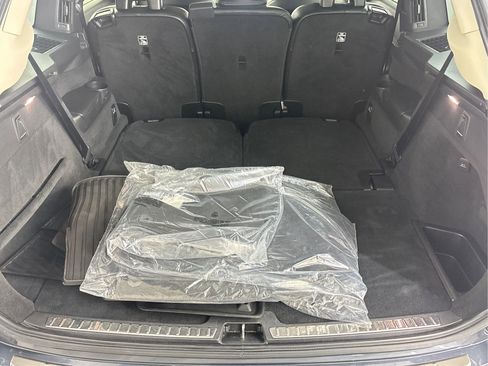 Used 2022 Volvo XC90 T5 Momentum w/ Advanced Package image 16