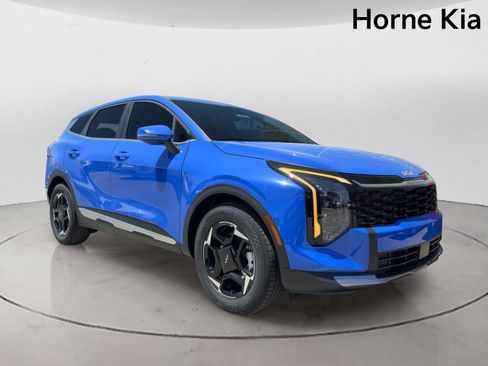 New 2026 Kia Sportage EX FWD image 2