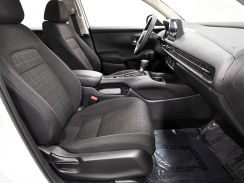 Certified 2024 Honda HR-V LX image 17