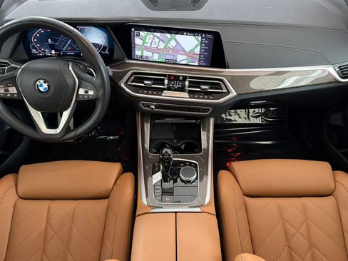 Used 2023 BMW X5 xDrive40i AWD/4WD image 3