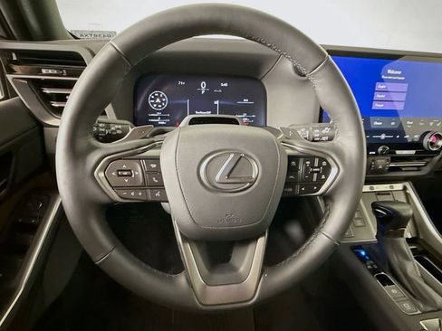 Certified 2025 Lexus GX 550 image 11