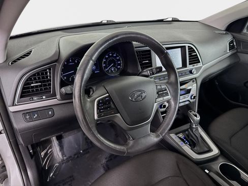 Used 2017 Hyundai Elantra Value Edition image 10