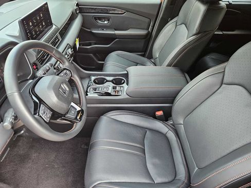 Certified 2026 Honda Passport TrailSport Elite image 12