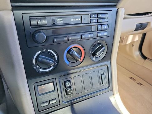 Used 1998 BMW Z3 1.9 image 14