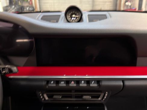 Used 2022 Porsche 911 Carrera image 20