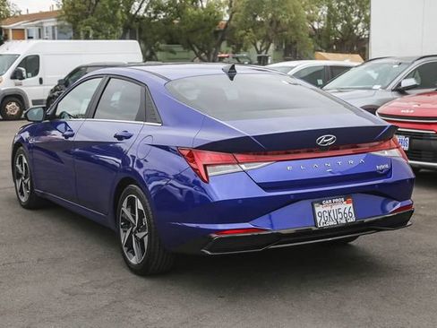 Used 2023 Hyundai Elantra Limited FWD image 8