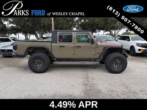 Used 2020 Jeep Gladiator Rubicon AWD/4WD image 6