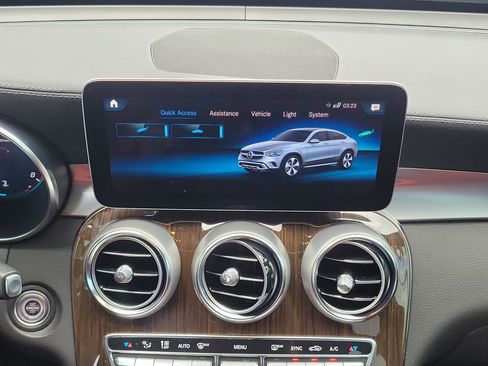 Used 2023 Mercedes-Benz GLC 300 4MATIC Coupe image 18