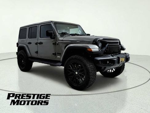 Used 2020 Jeep Wrangler Unlimited Sahara AWD/4WD image 10