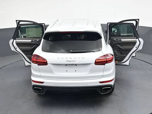 Used 2017 Porsche Cayenne Platinum Edition AWD/4WD image 40