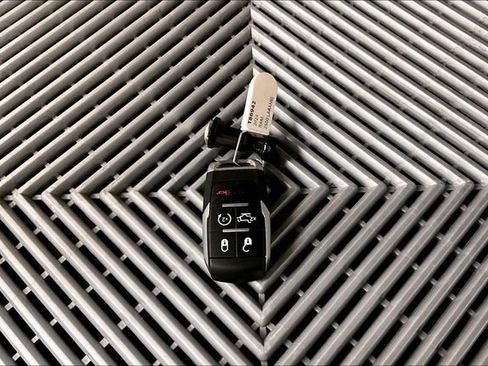 Used 2024 RAM 2500 Laramie w/ Safety Group image 11