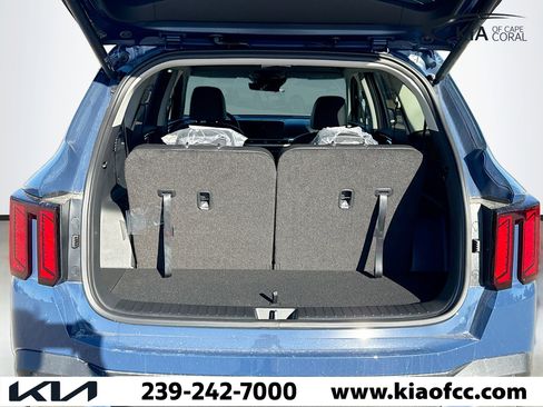 New 2026 Kia Sorento EX AWD/4WD image 11